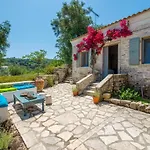 Malethonas By About Paxos * גאיוס
